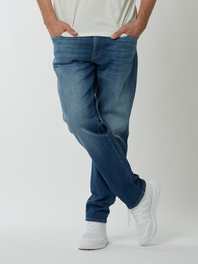 Regular Ralph blues jeans 7249288_D06-HENRYCHOICE-S22-Modell-Front_chn=boys_4476.jpg_Front||Front
