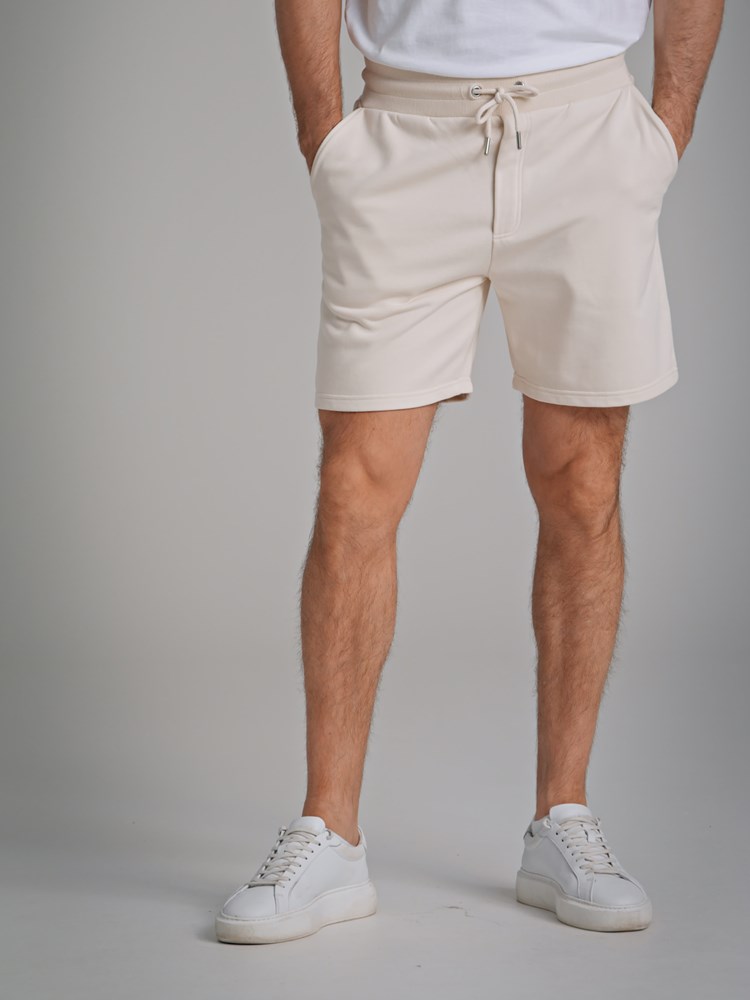 Enrico sweat shorts 7250284_O79-MARIOCONTI-H22-Modell-Front_chn=match_8341.jpg_Front||Front