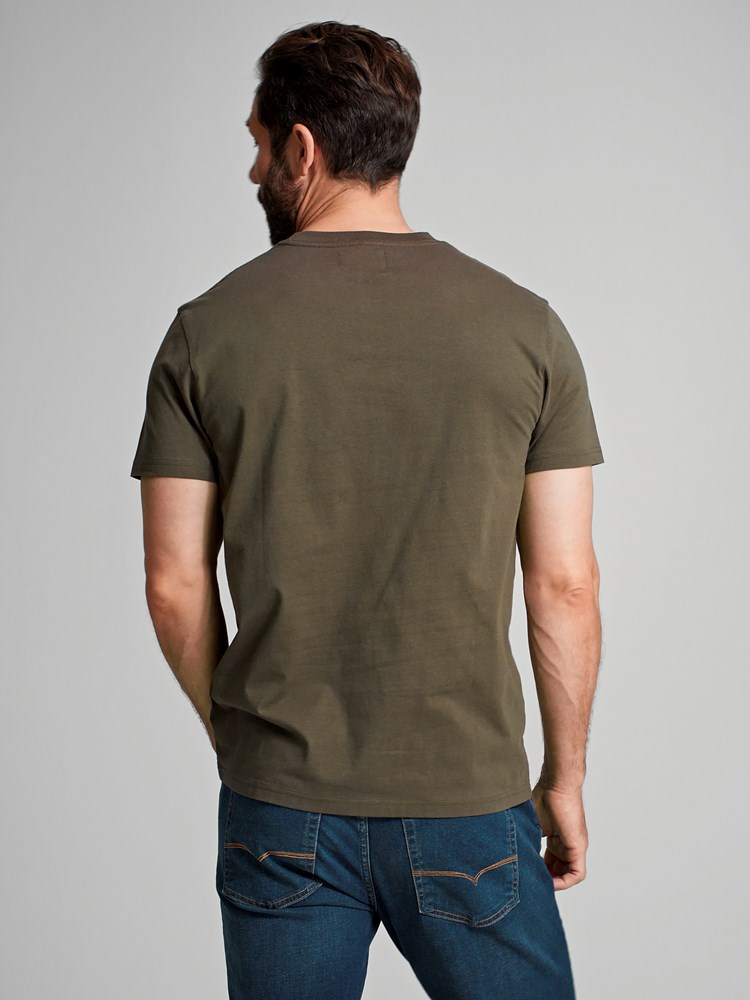Detroit t-skjorte 7504795_GOZ-REDFORD-A23-Modell-Back_chn=match_6033.jpg_Back||Back