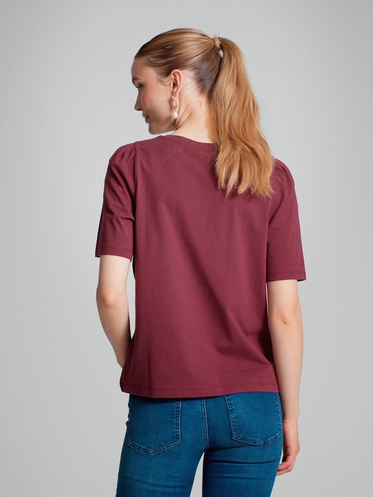 Olivia pufferm t-skjorte 7505561_MWH-VAVITE-A23-Modell-Back_chn=match_3495_Olivia pufferm t-skjorte MWH_Olivia pufferm t-skjorte MWH 7505561.jpg_Back||Back
