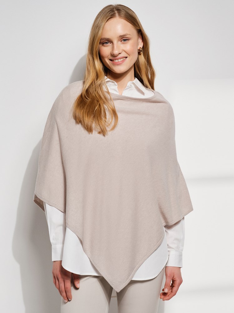 Olea poncho 7505860_AMA-MARIEPHILIPPE-S24-Modell-Front_chn=match_8810_Olea poncho AMA_Olea poncho AMA 7505860.jpg_Front||Front