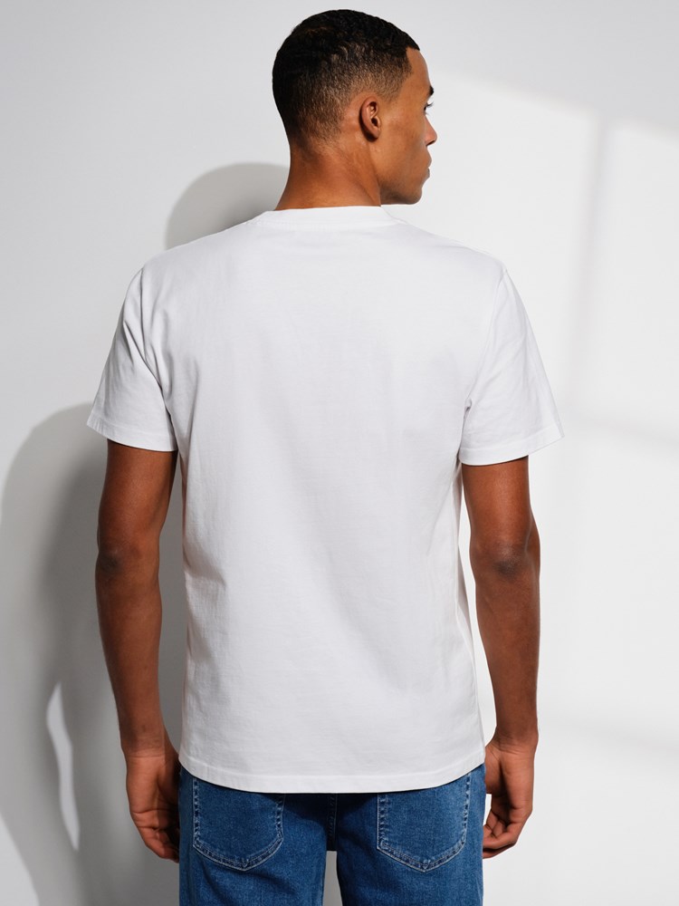 Tomasi t-skjorte 7506837_OAA-MARIOCONTI-S24-Modell-Back_chn=match_4841_Tomasi t-skjorte OAA_Tomasi t-skjorte OAA 7506837.jpg_Back||Back