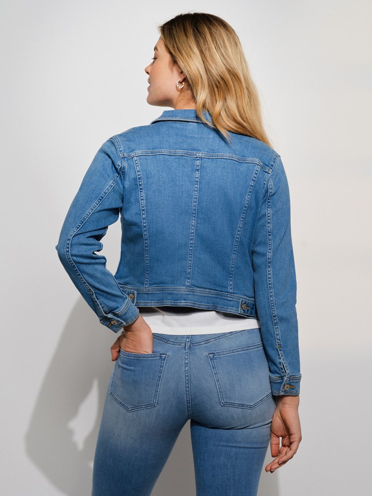 Sophia denim jakke 7508077_DAC-VAVITE-H24-Modell-Back_chn=match_1370_Sophia denim jakke DAC 7508077.jpg_Back||Back