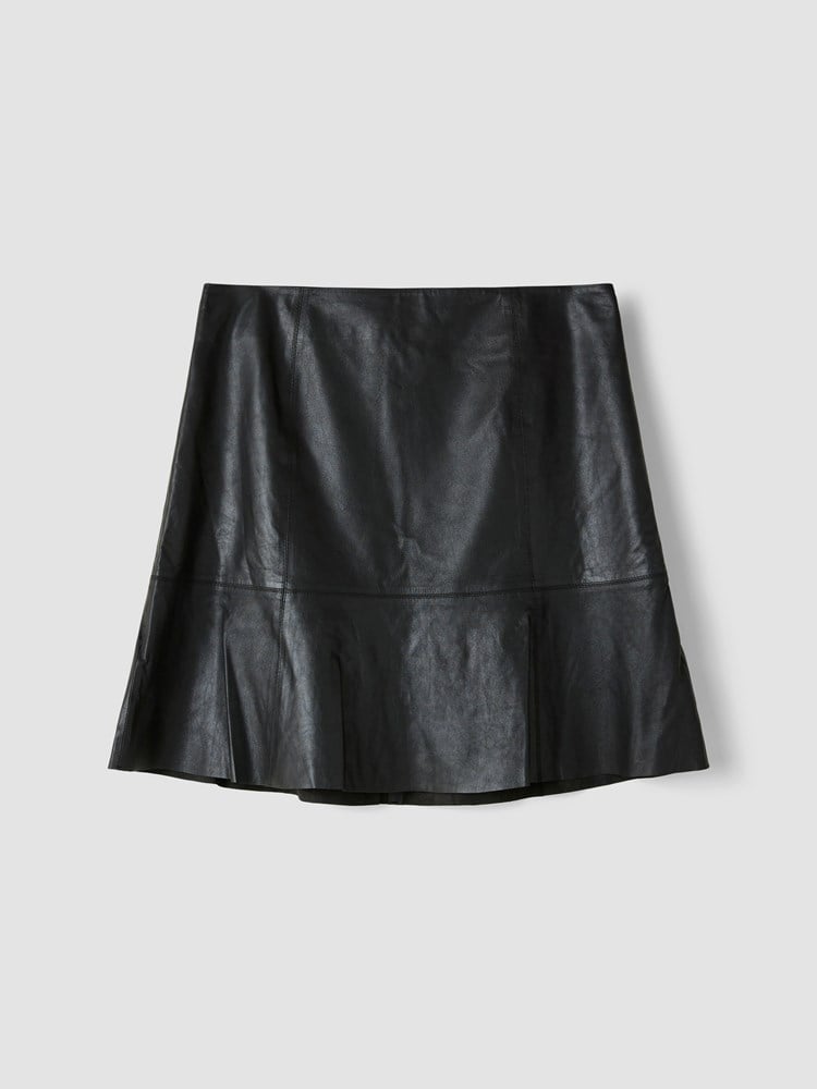 Larizza skinnskjørt 7509588_CAB-MARIEPHILIPPE-A24-Front_9867_Larizza skinnskjørt_Larizza skinnskjørt CAB_Larizza skinnskjørt CAB 7509588.jpg_Front||Front