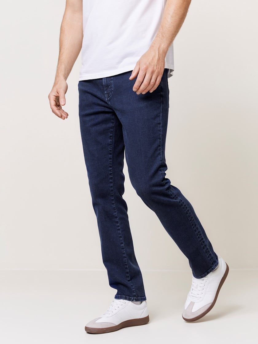 7510010 DAA 7510010_DAA-MarioConti-NOS-modell-left_Steve blue stretch jeans DAA.jpg_Left||Left